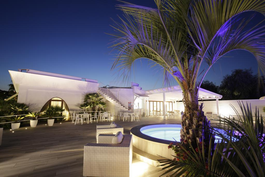 Garden Hotel Ripa Vieste Eksteriør billede